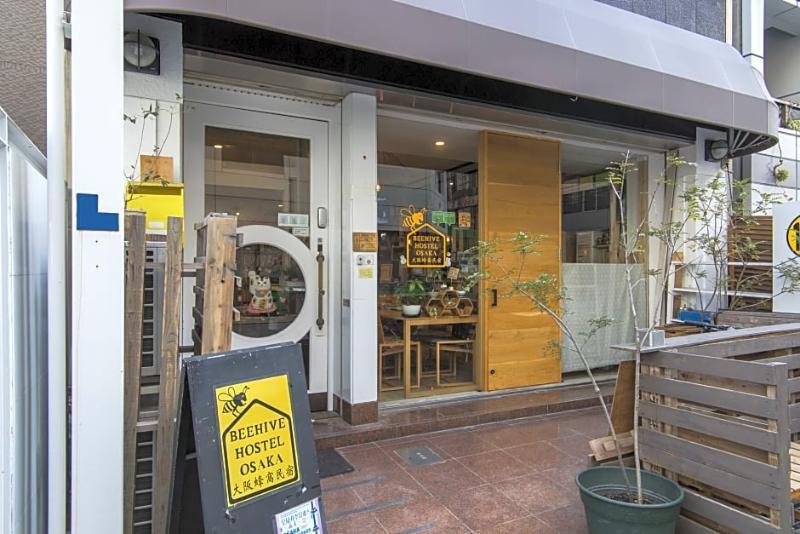 Beehive Hostel Osaka Dış mekan fotoğraf