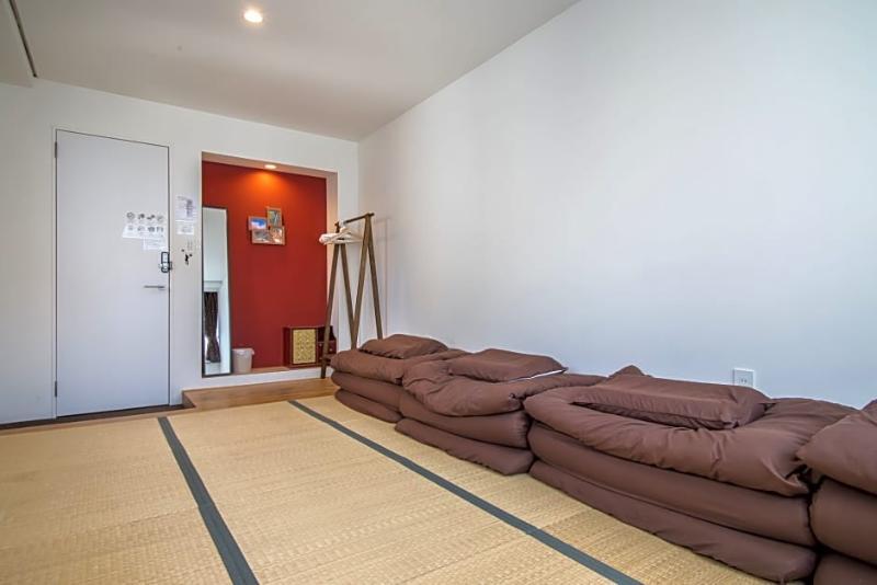 Beehive Hostel Osaka Dış mekan fotoğraf
