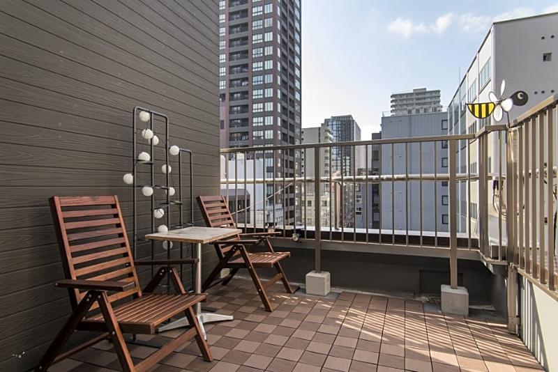 Beehive Hostel Osaka Dış mekan fotoğraf